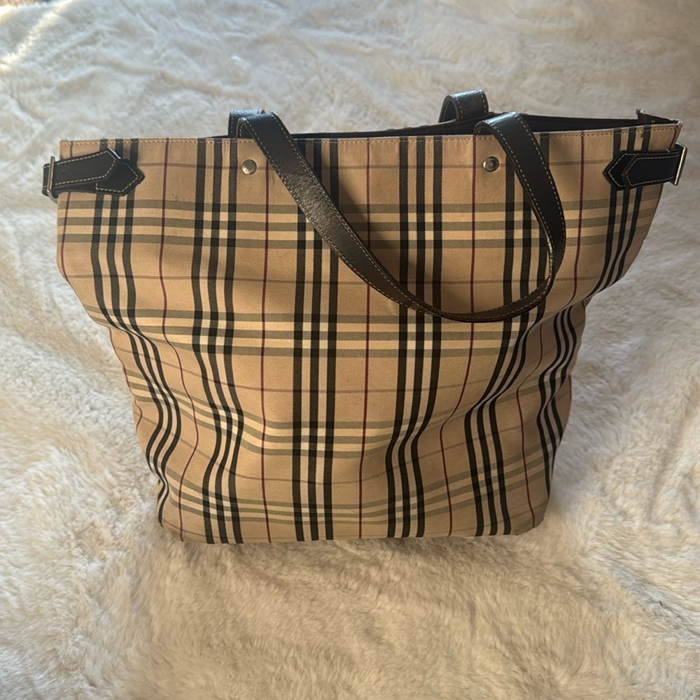 Burberry Blue Label Bag ✨